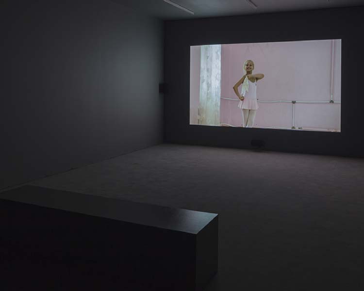 Image from Rineke Dijkstra: Rehearsals